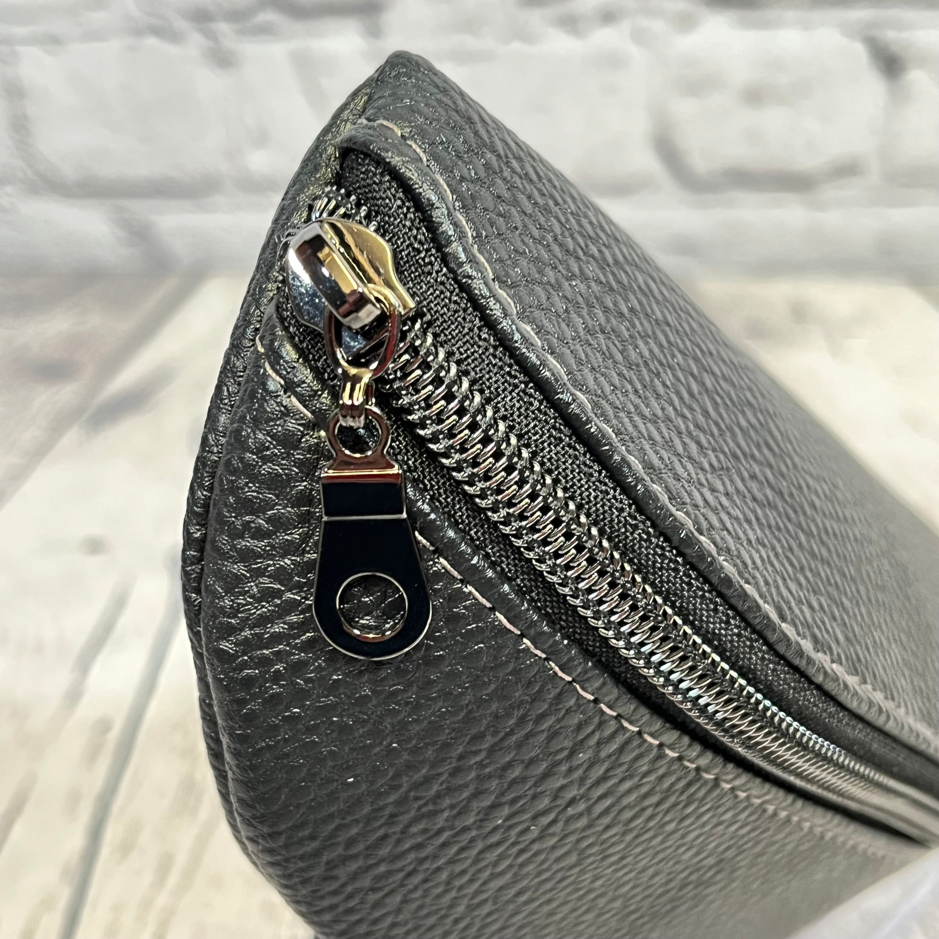 Ellie Sunglasses Case - Black