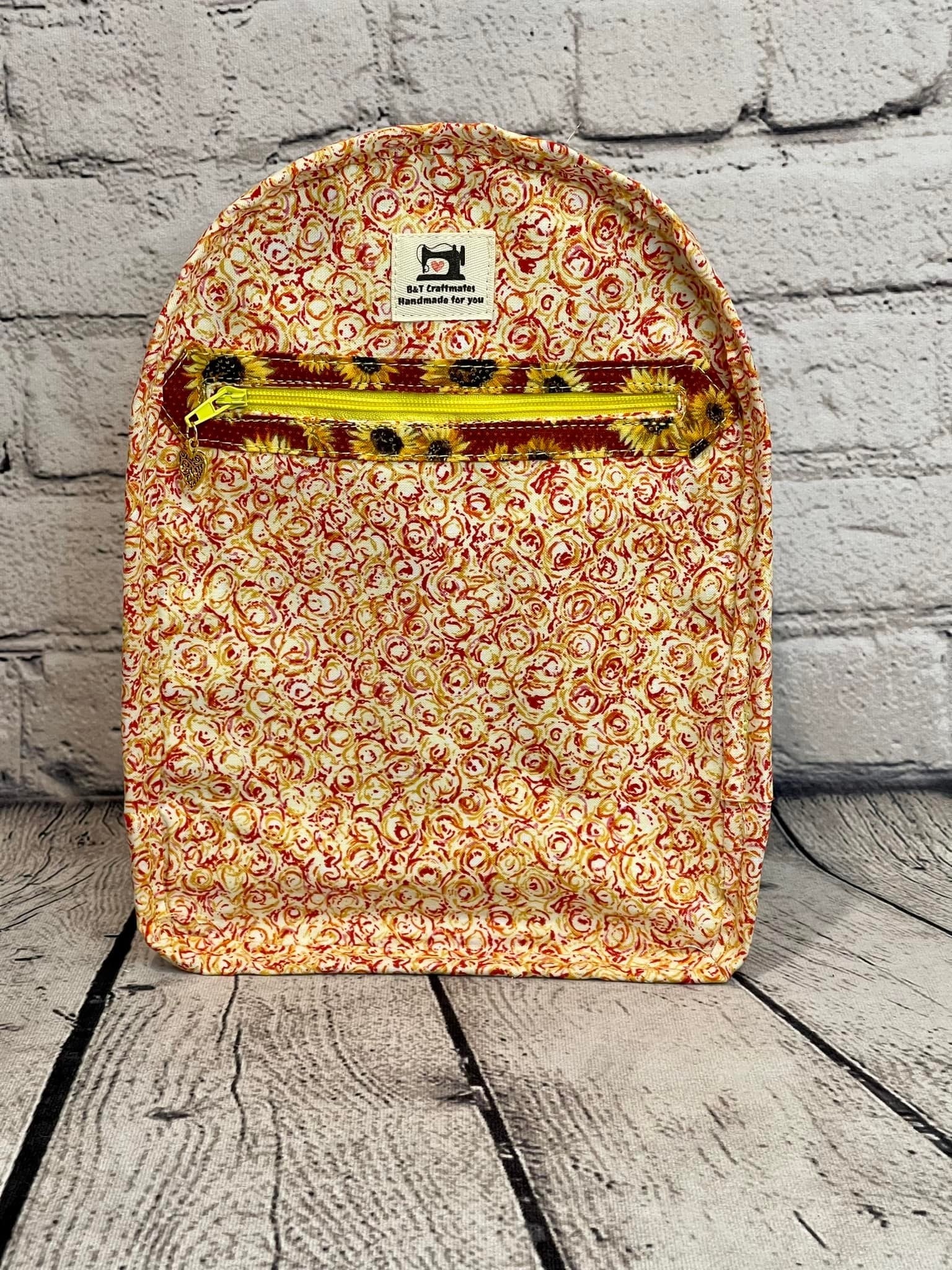 Small Crossbody Chest-pack - Daisy