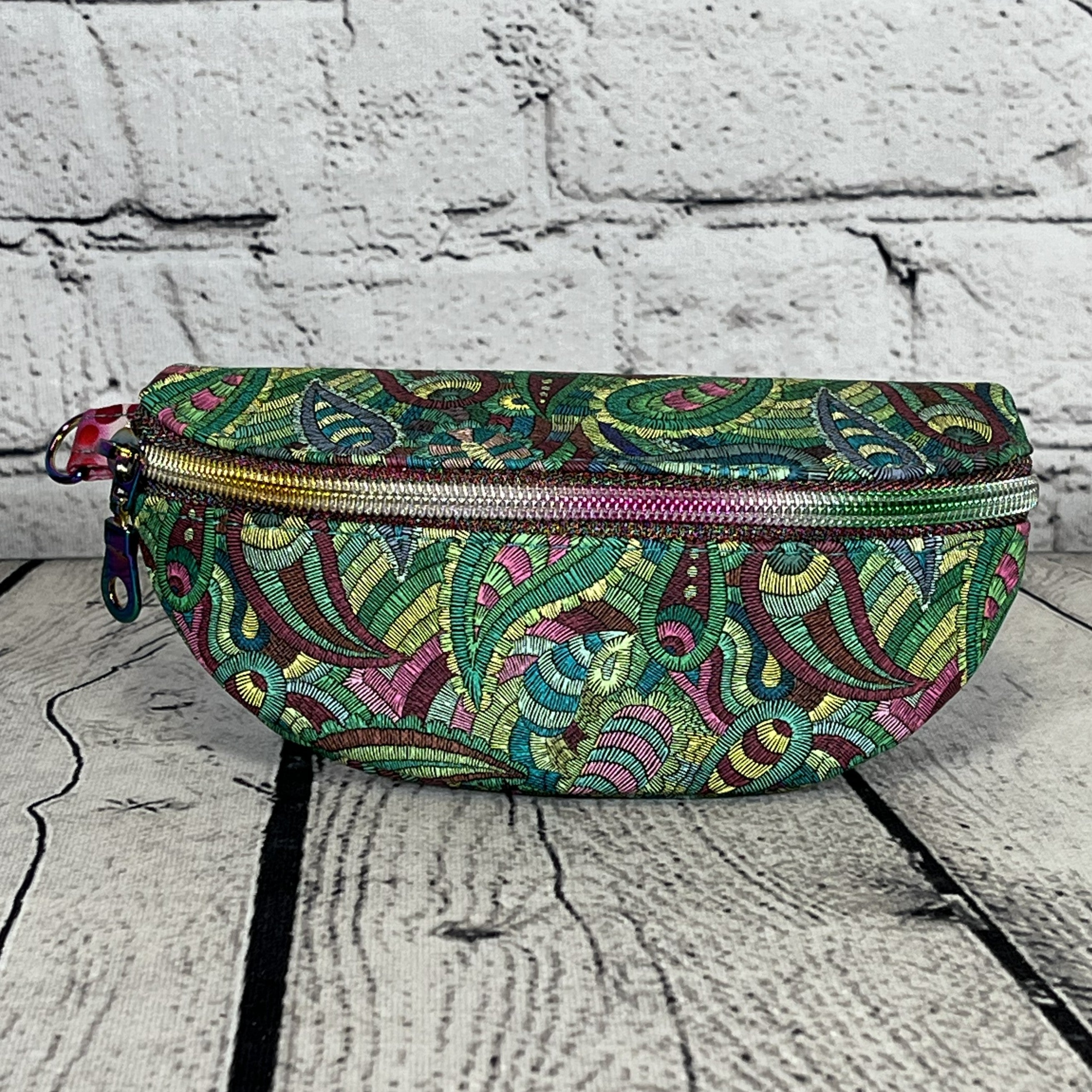 Ellie Sunglasses Case - Pink & Green Paisley