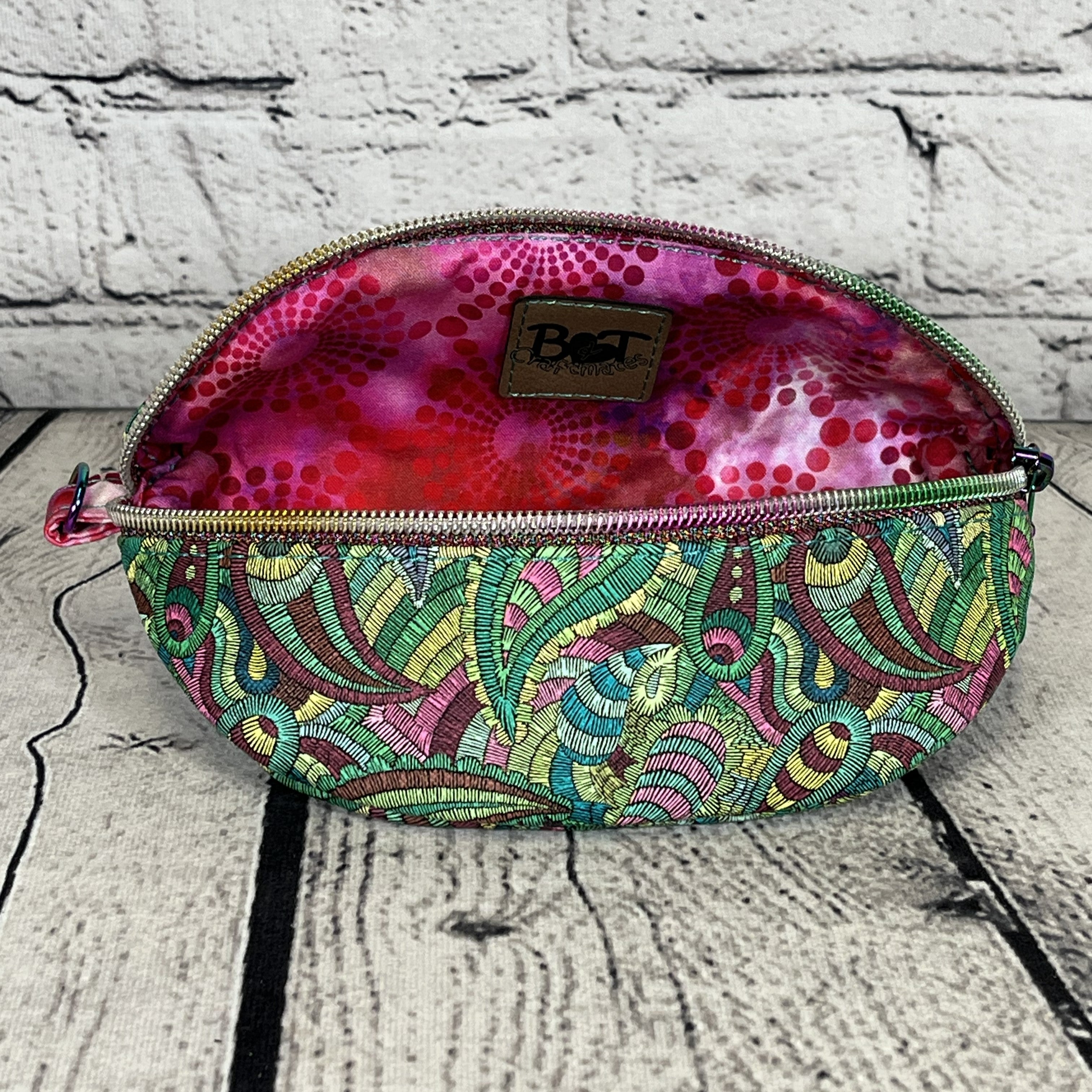 Ellie Sunglasses Case - Pink & Green Paisley
